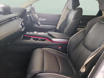 Used Genesis GV70 2024 for sale - 79040177: Photo