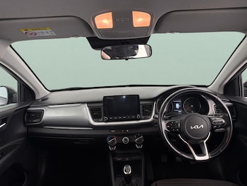 Used Kia Stonic 2022 for sale - 79321499: Photo