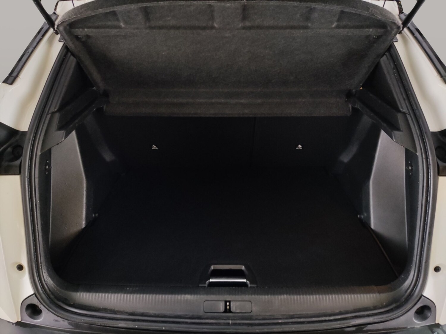 Used Peugeot 2008 2022 for sale - 78061038: Photo 36