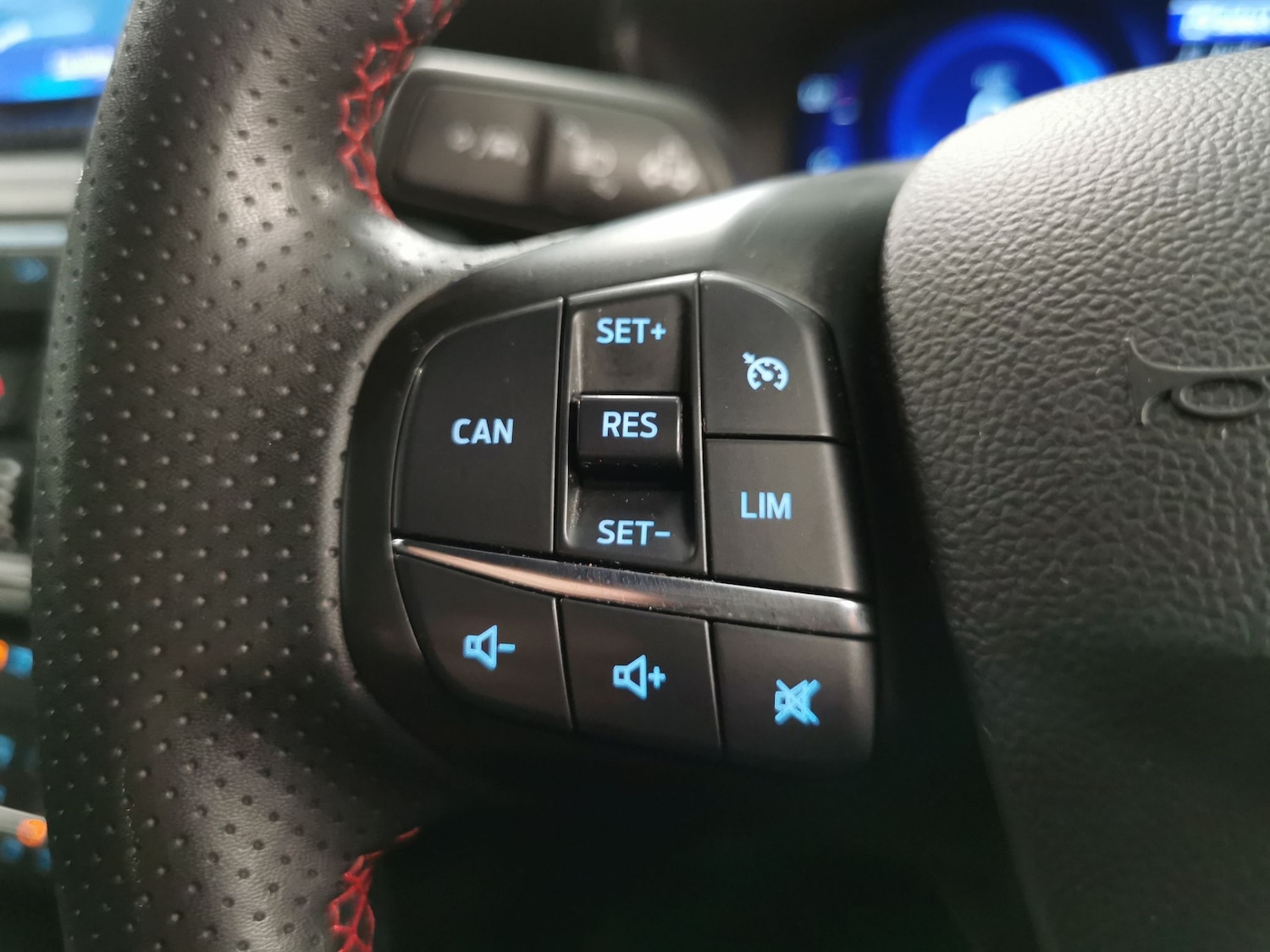 Used Ford Focus 2021 for sale - 76773826: Photo 19