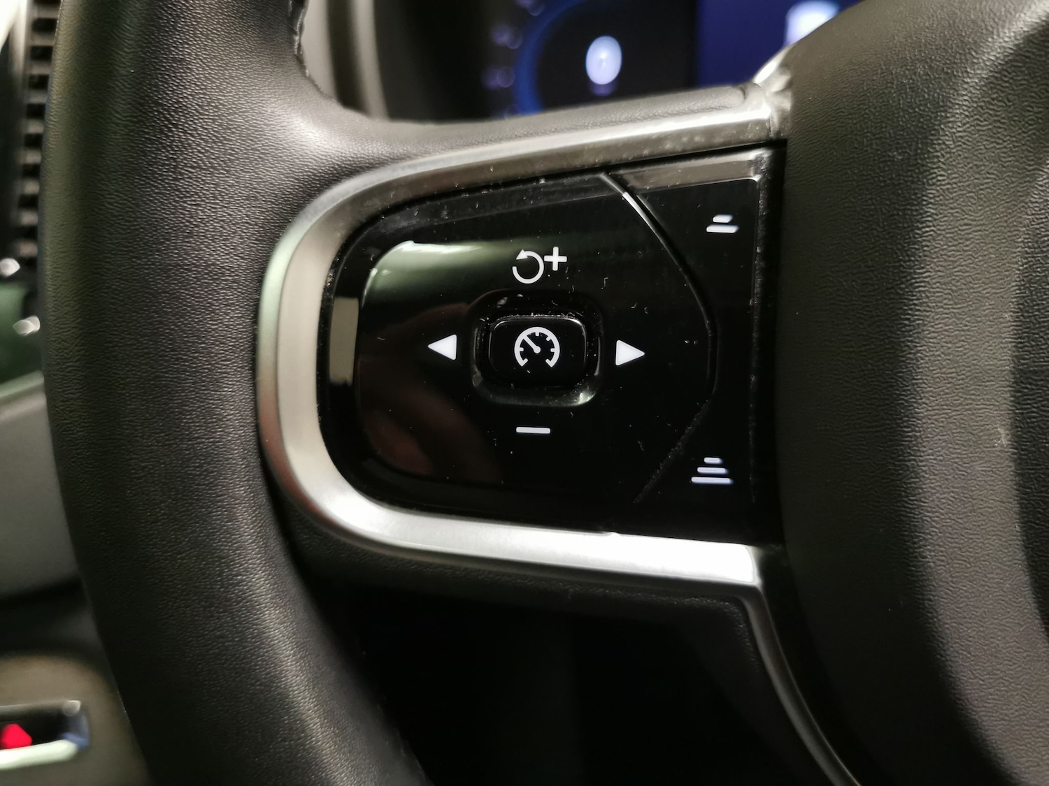 Used Volvo XC90 2023 for sale - 77244842: Photo 12