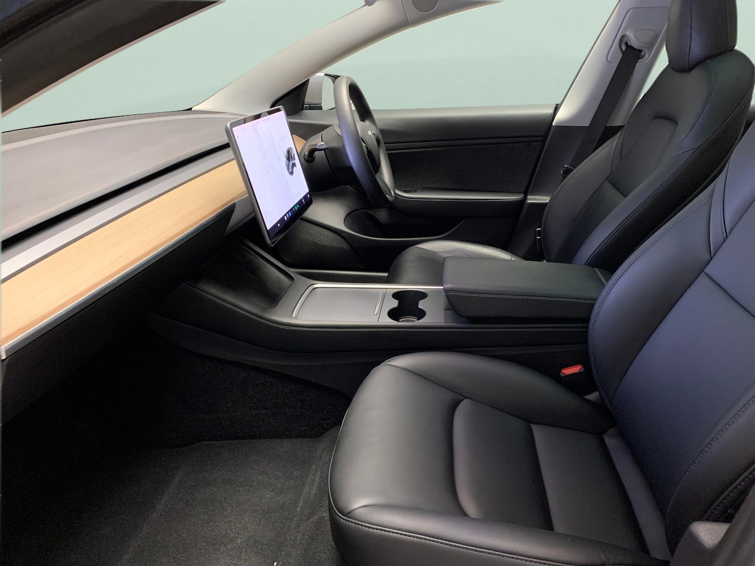 Used Tesla Model 3 2020 for sale - 76980558: Photo 4