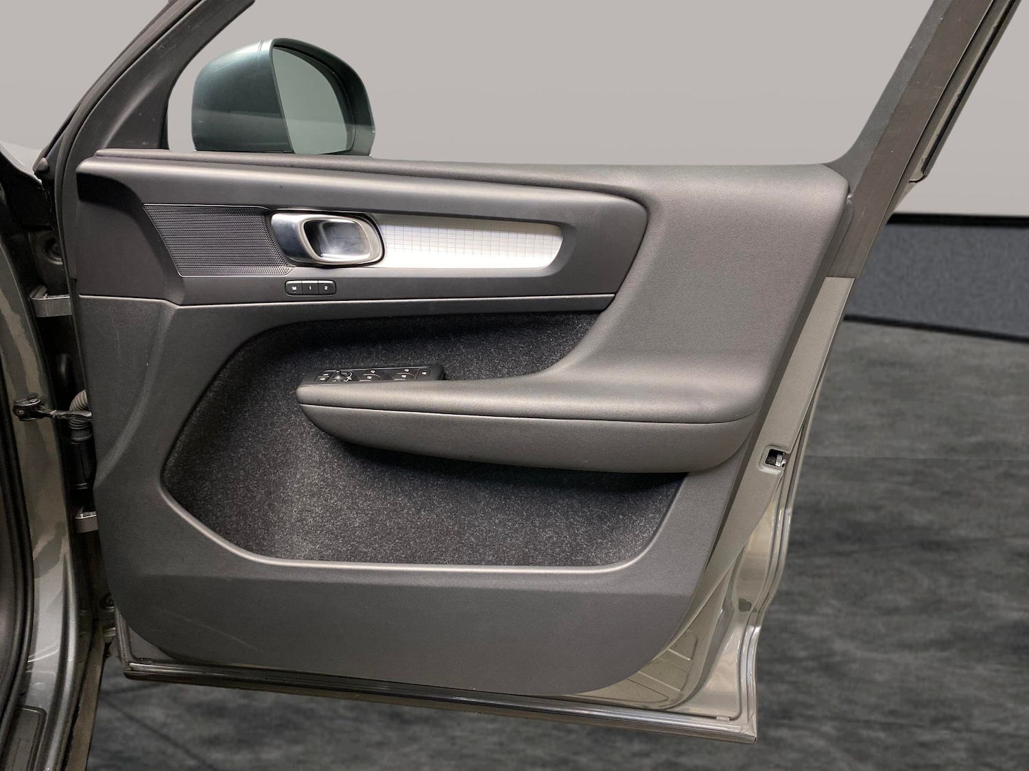 Used Volvo XC40 2019 for sale - 78082042: Photo 27