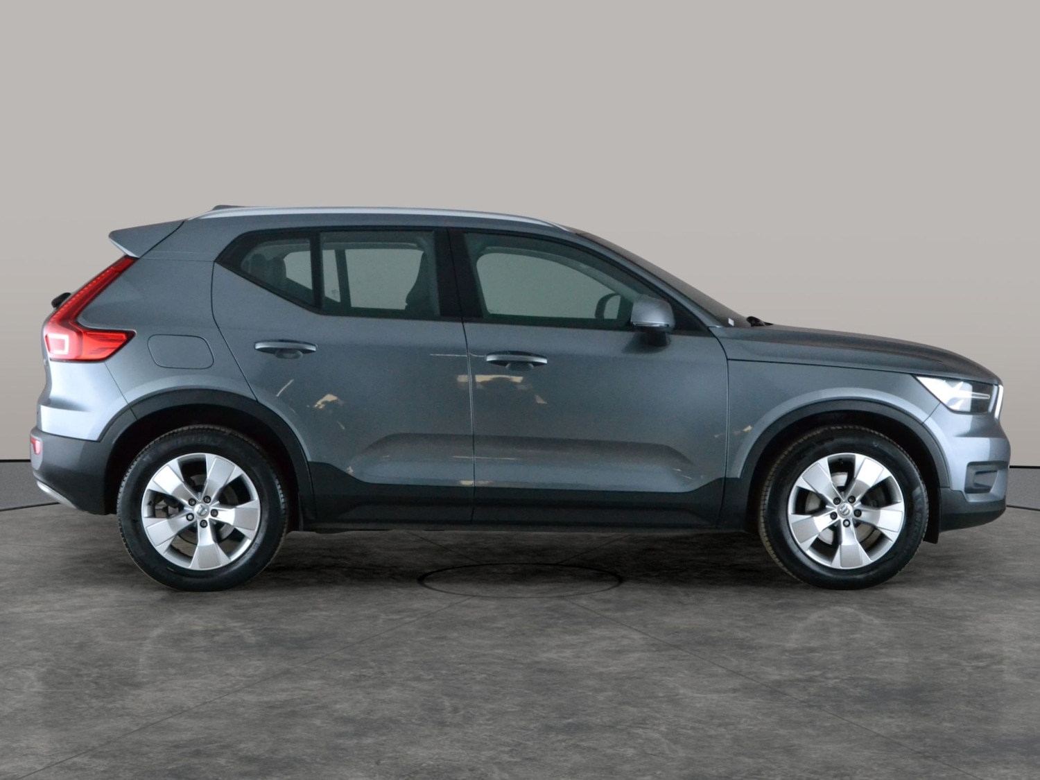 Used Volvo XC40 2019 for sale - 78082042: Photo 9