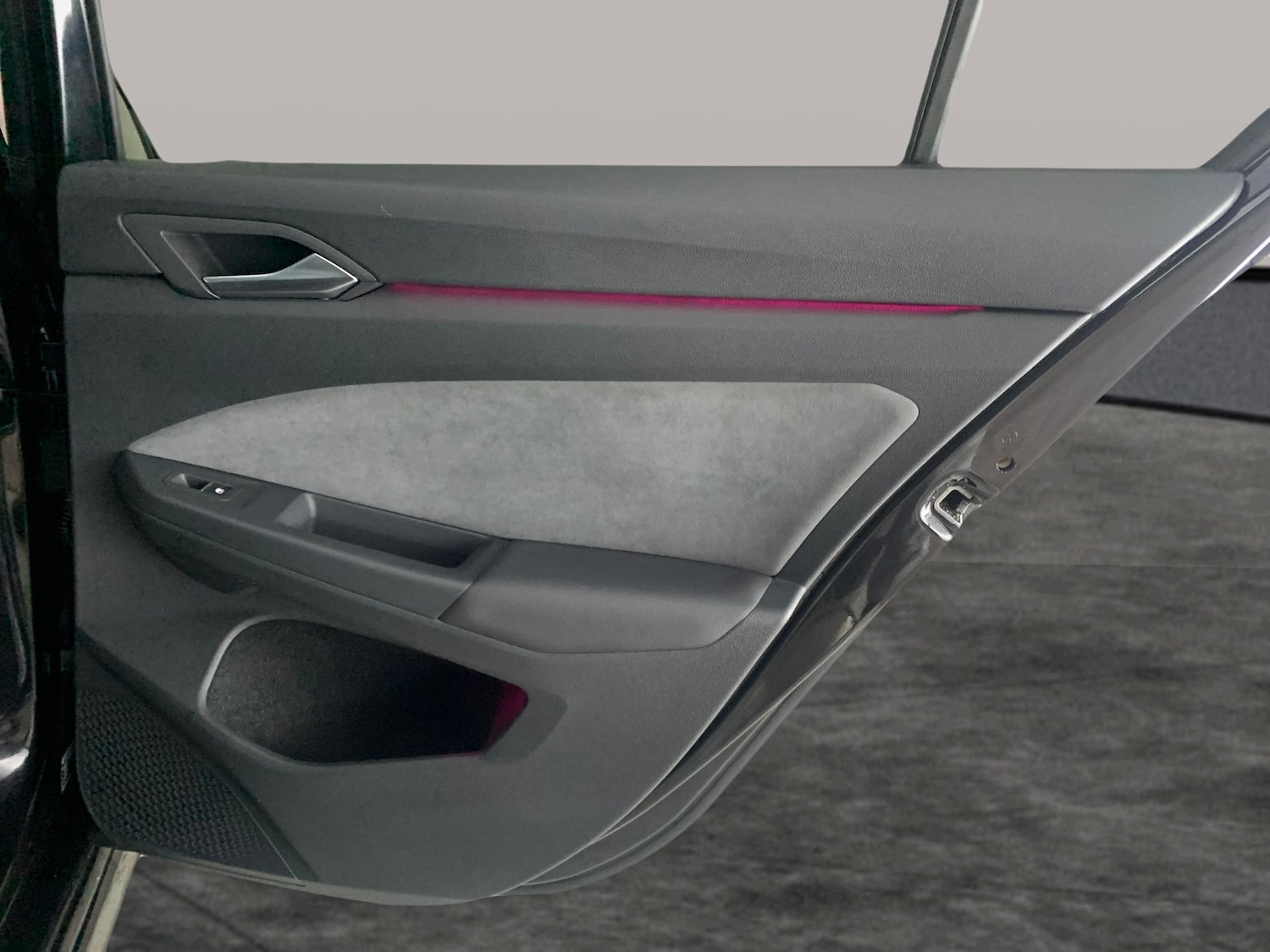 Used Volkswagen Golf 2022 for sale - 77019306: Photo 32