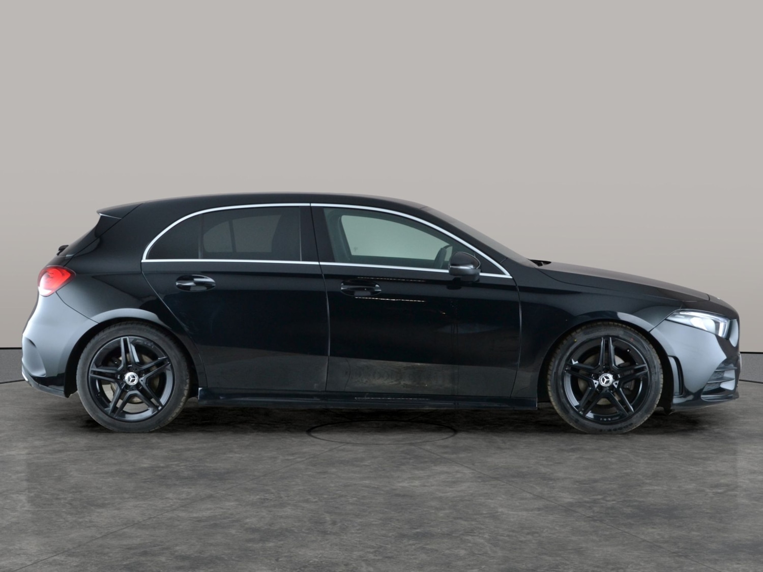 Used Mercedes-Benz A-Class 2019 for sale - 77240678: Photo 10