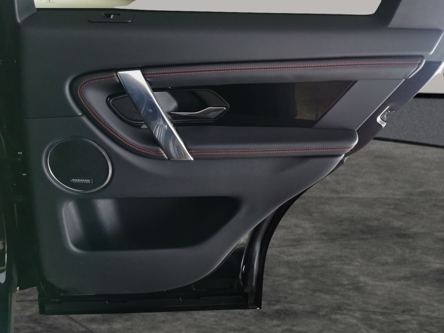 Used Land Rover Discovery Sport for sale - 77475327: Photo 36