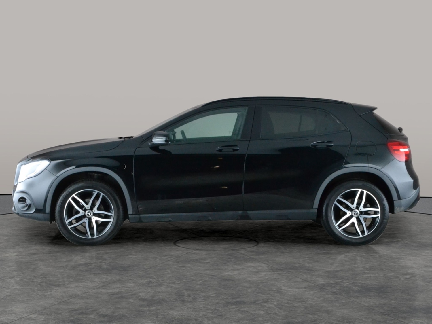Used Mercedes-Benz GLA 2019 for sale - 77316216: Photo 13
