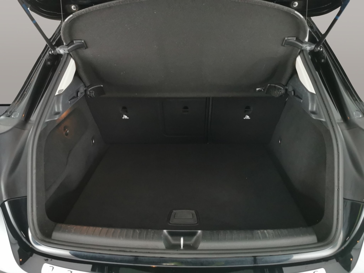 Used Mercedes-Benz GLA 2019 for sale - 77316216: Photo 30