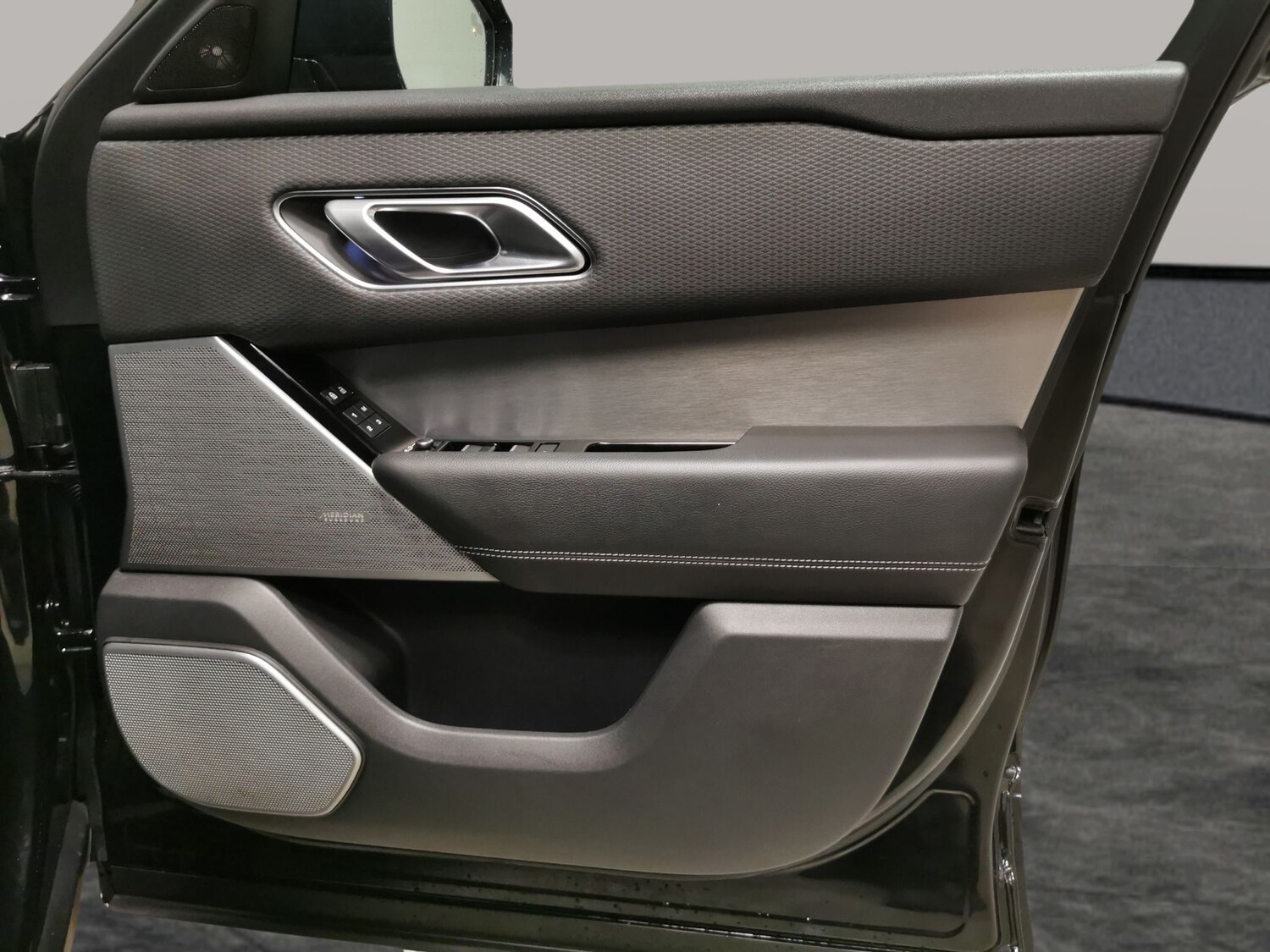 Used Land Rover Range Rover Velar 2021 for sale - 77706535: Photo 30