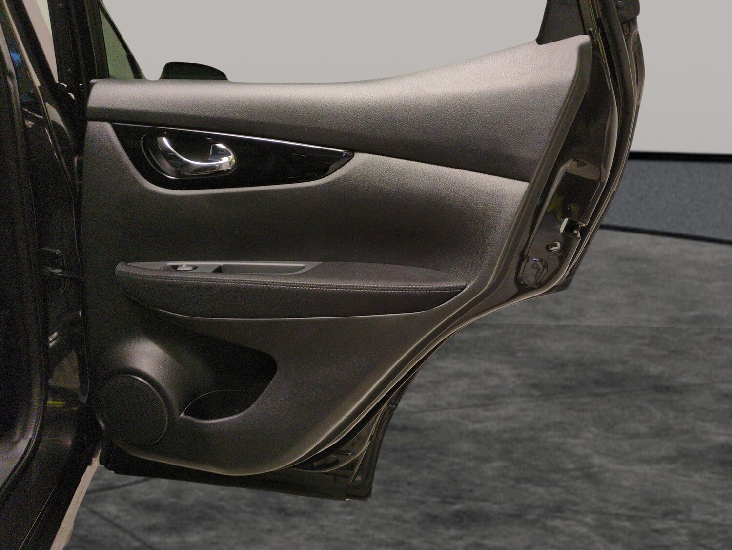 Used Nissan Qashqai for sale - 77530021: Photo 26