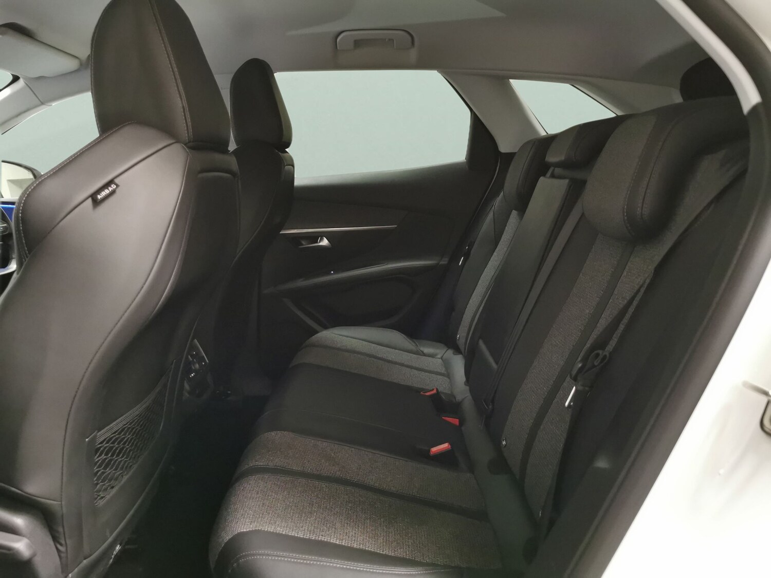 Used Peugeot 3008 2018 for sale - 77483158: Photo 25