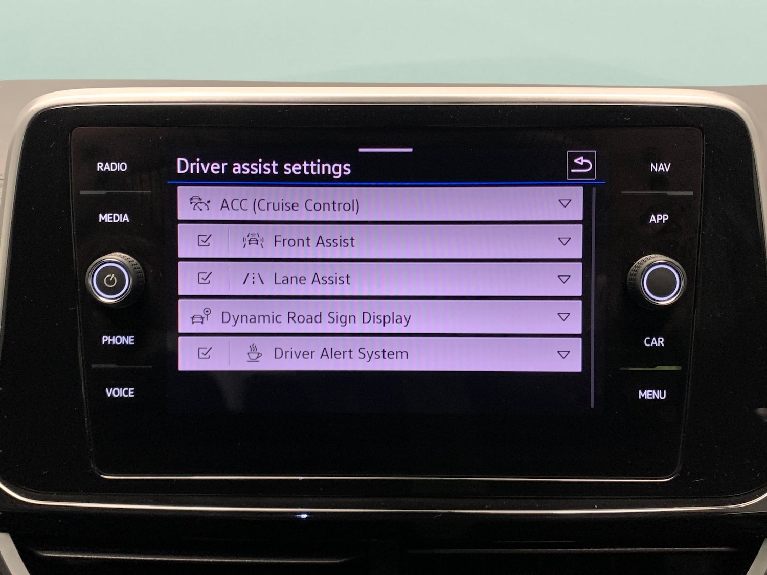 Used Volkswagen T-Roc 2023 for sale - 76960551: Photo 24