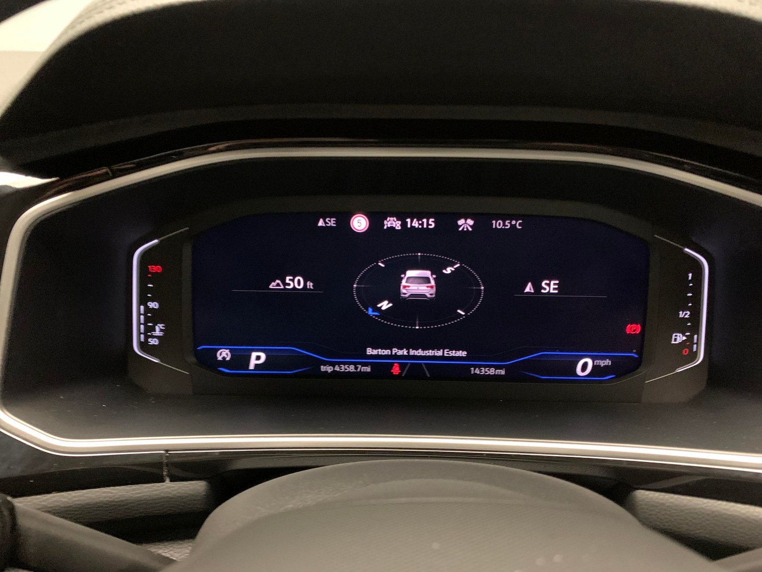 Used Volkswagen T-Roc 2023 for sale - 76960551: Photo 25