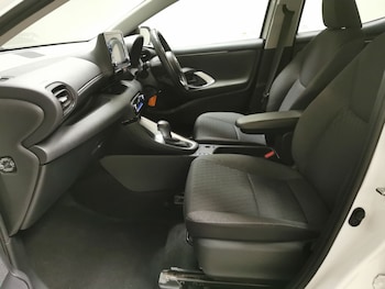 Used Toyota Yaris undefined for sale - 78644799: Photo
