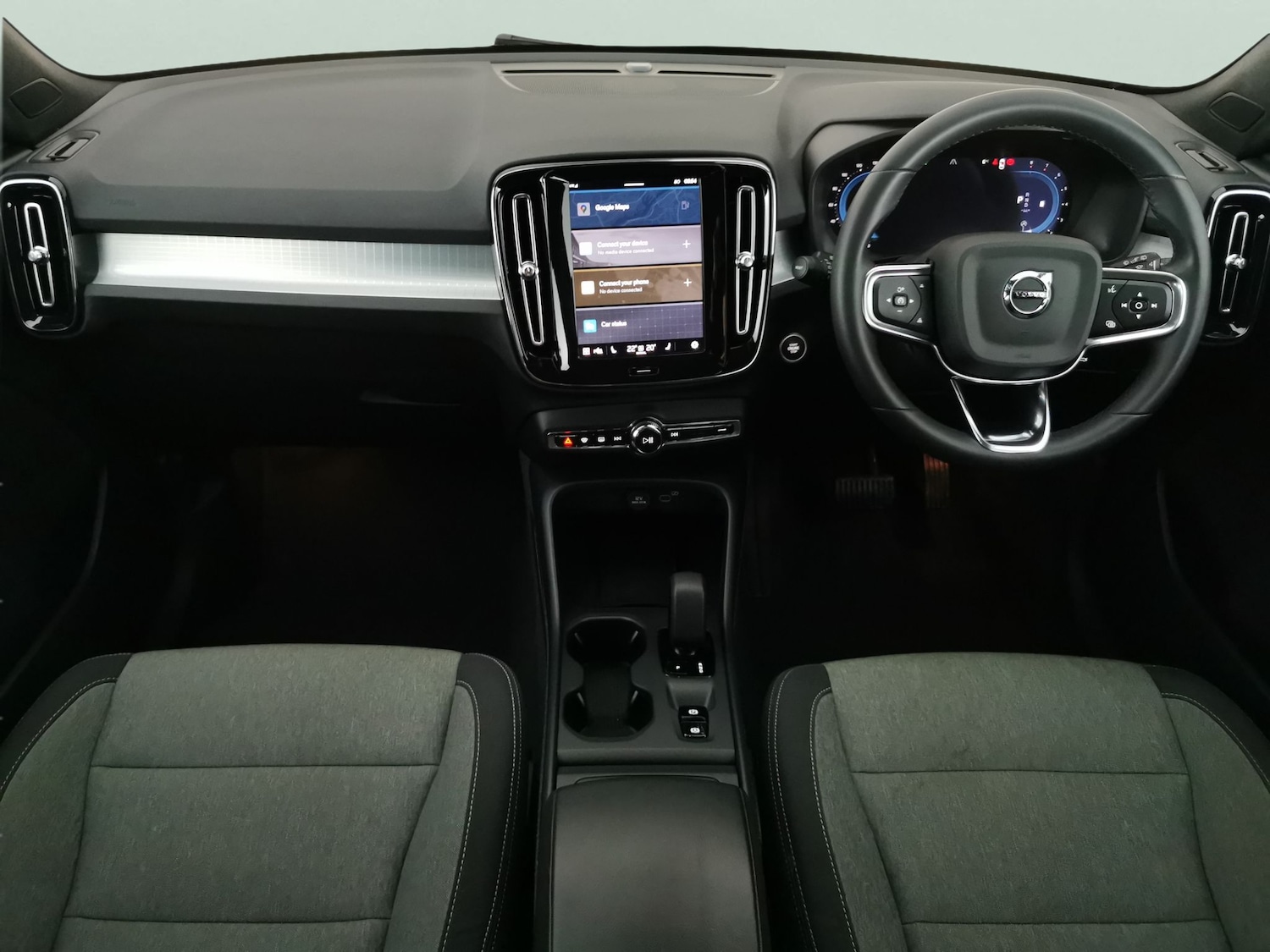 Used Volvo XC40 2024 for sale - 77198660: Photo 7