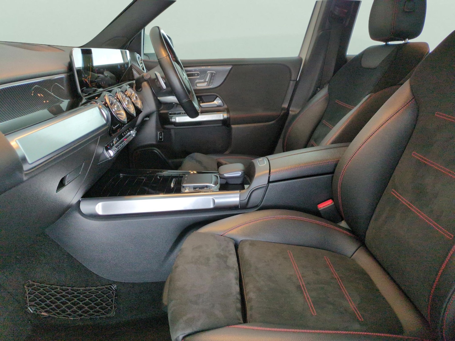 Used Mercedes-Benz GLB 2021 for sale - 78094276: Photo 4