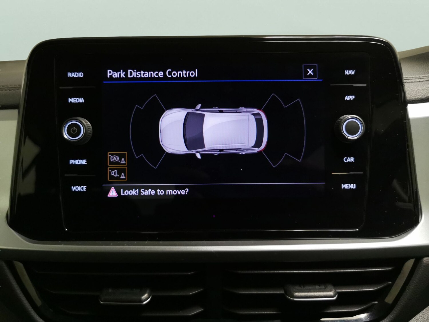 Used Volkswagen T-Roc 2023 for sale - 78042498: Photo 16