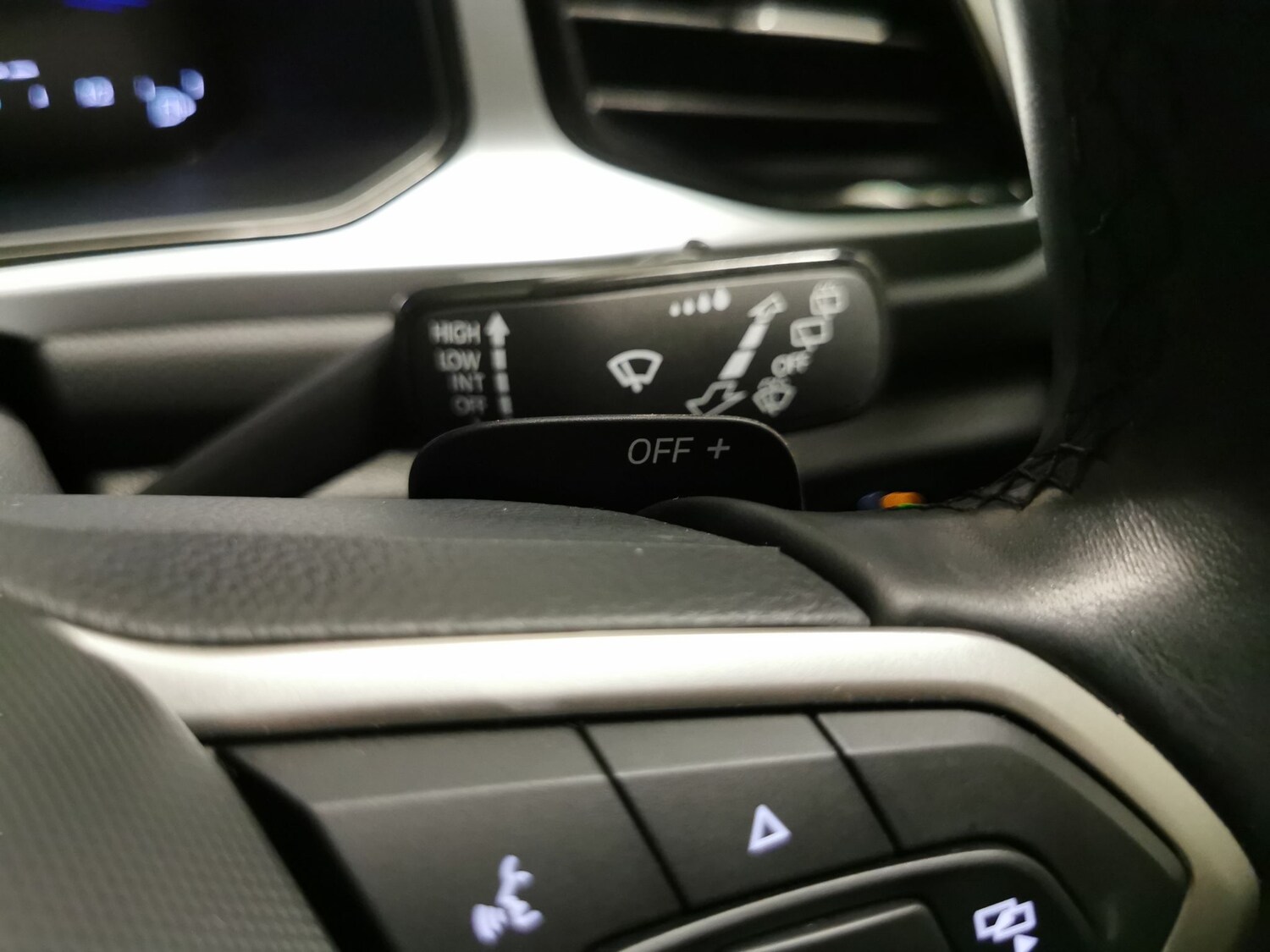 Used Volkswagen T-Roc 2023 for sale - 78042498: Photo 18