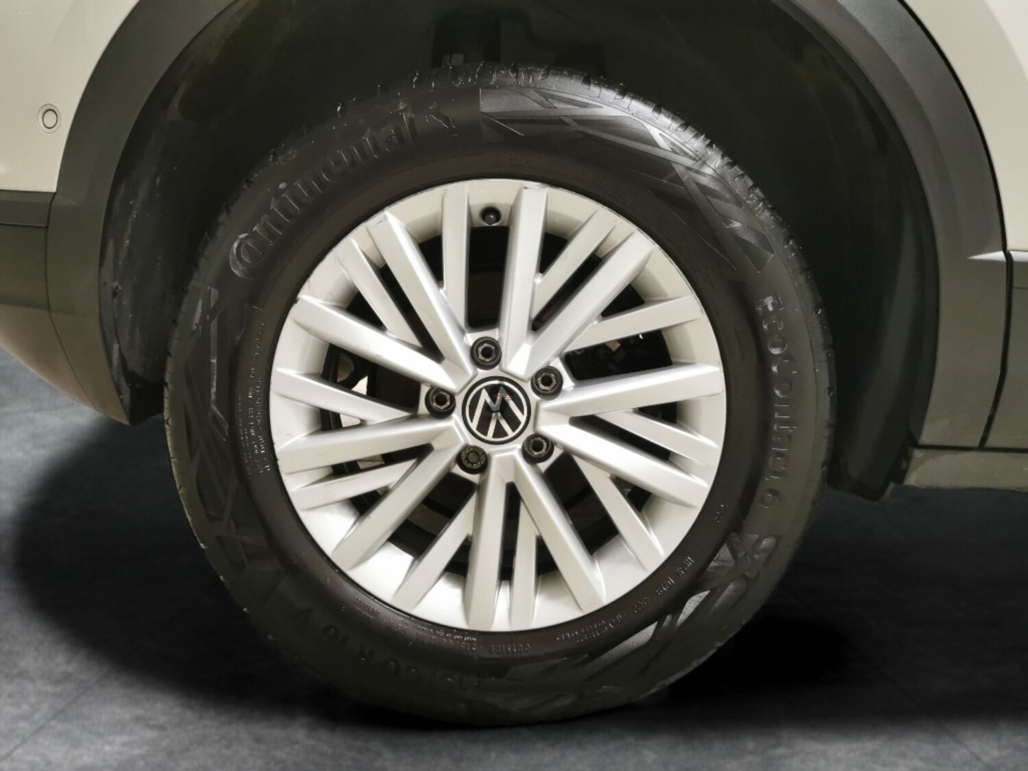 Used Volkswagen T-Roc 2023 for sale - 78042498: Photo 21