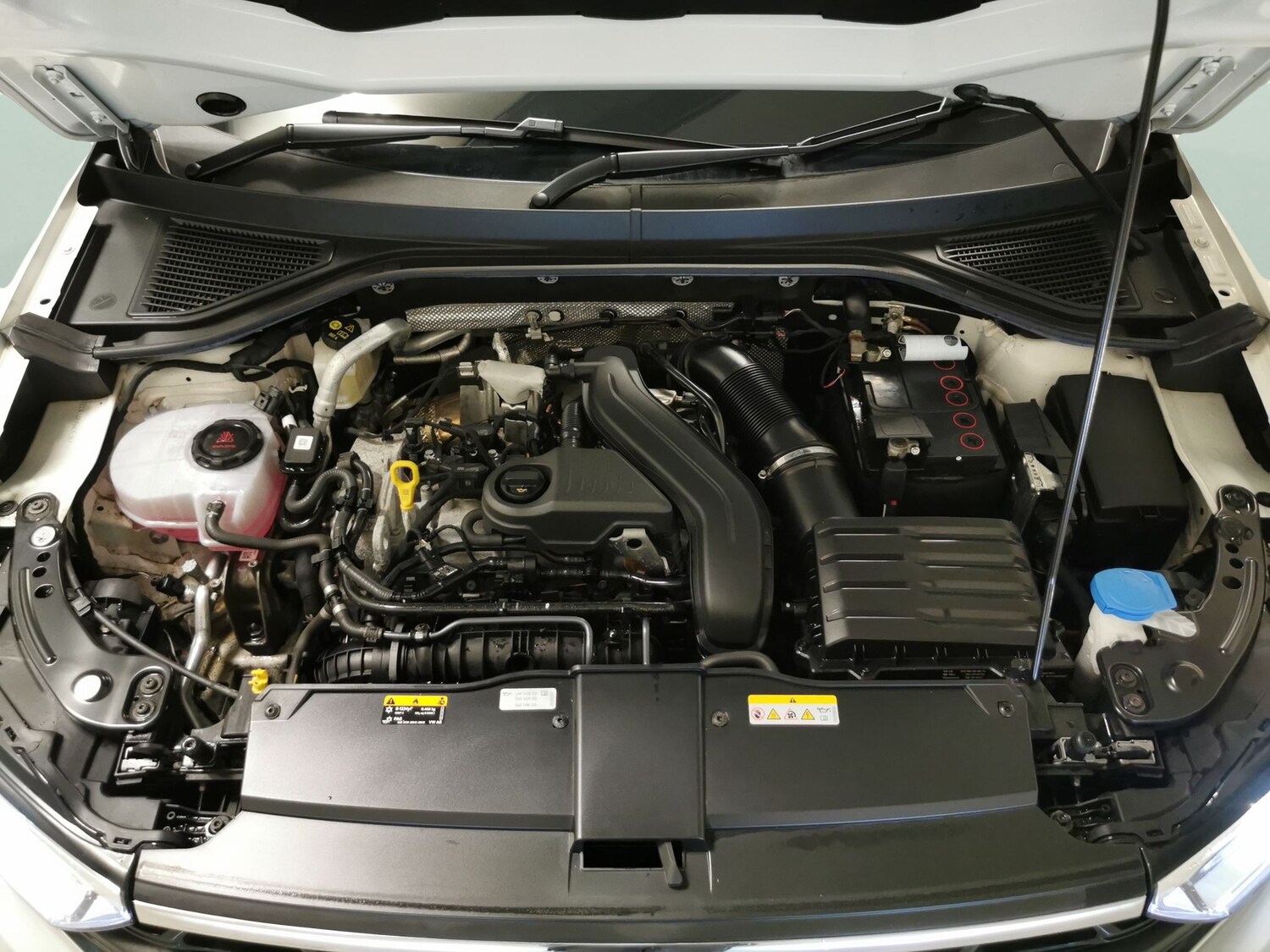 Used Volkswagen T-Roc 2023 for sale - 78042498: Photo 28