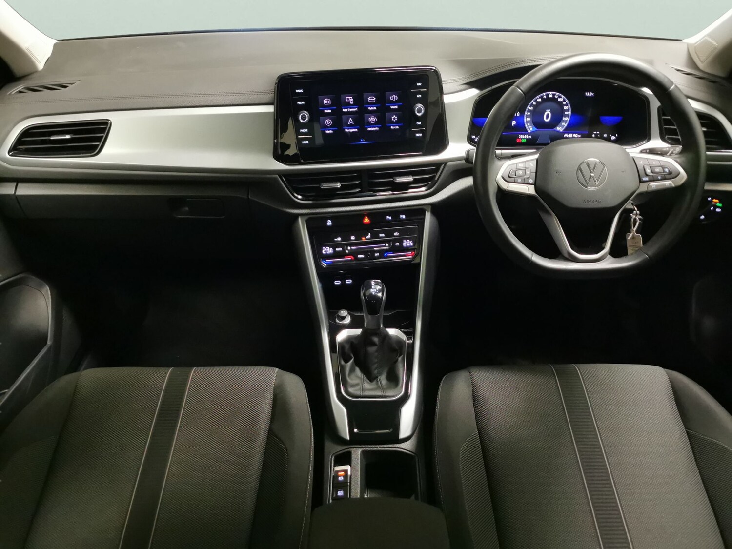 Used Volkswagen T-Roc 2023 for sale - 78042498: Photo 6