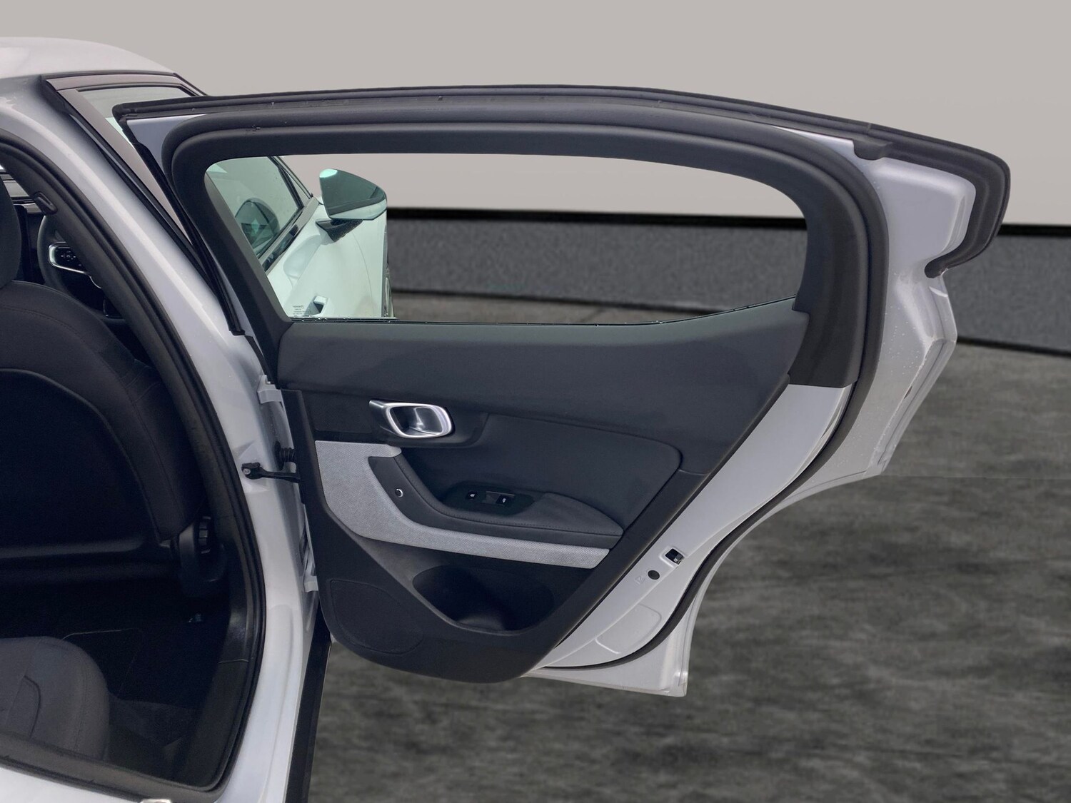 Used Polestar Polestar 2 2024 for sale - 77674321: Photo 24