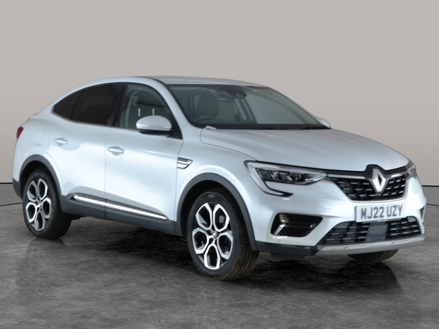 Used Renault Arkana 2022 for sale - 76971750: Photo 8