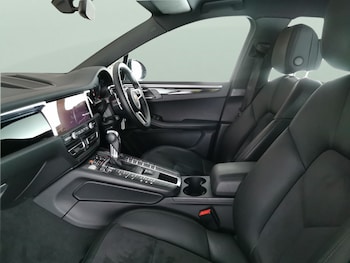 Used Porsche Macan 2021 for sale - 79330570: Photo