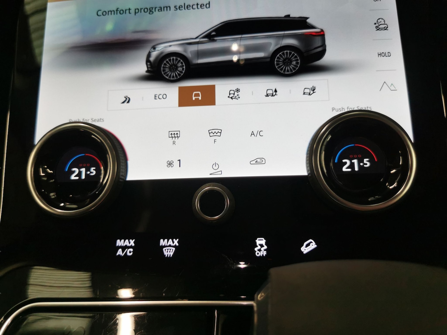 Used Land Rover Range Rover Velar 2022 for sale - 76935117: Photo 17