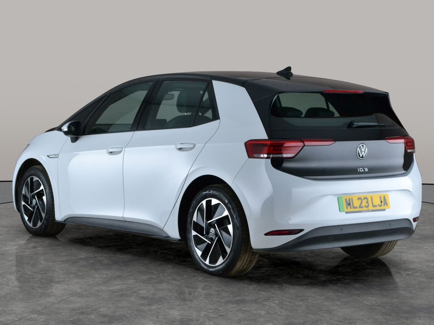 Used Volkswagen ID.3 2023 for sale - 78055510: Photo 11