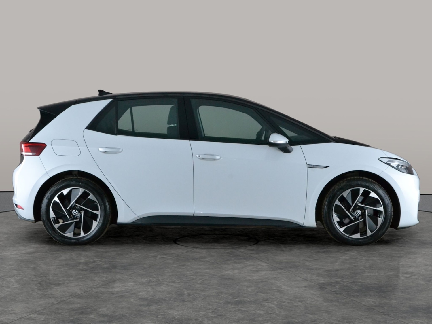 Used Volkswagen ID.3 2023 for sale - 78055510: Photo 8