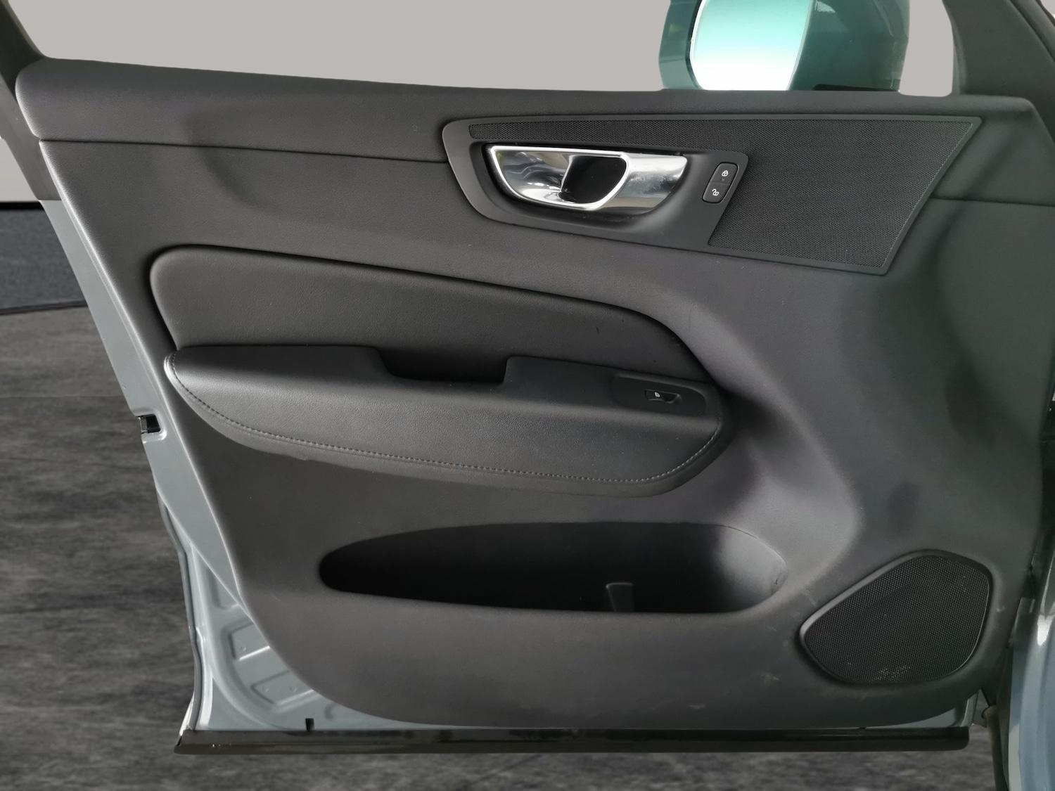 Used Volvo XC60 2022 for sale - 77240632: Photo 33