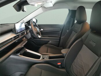 Used Jeep Avenger 2025 for sale - 79473134: Photo