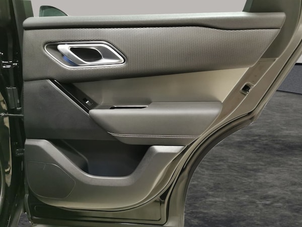Used Land Rover Range Rover Velar 2021 for sale - 76310609: Photo 37
