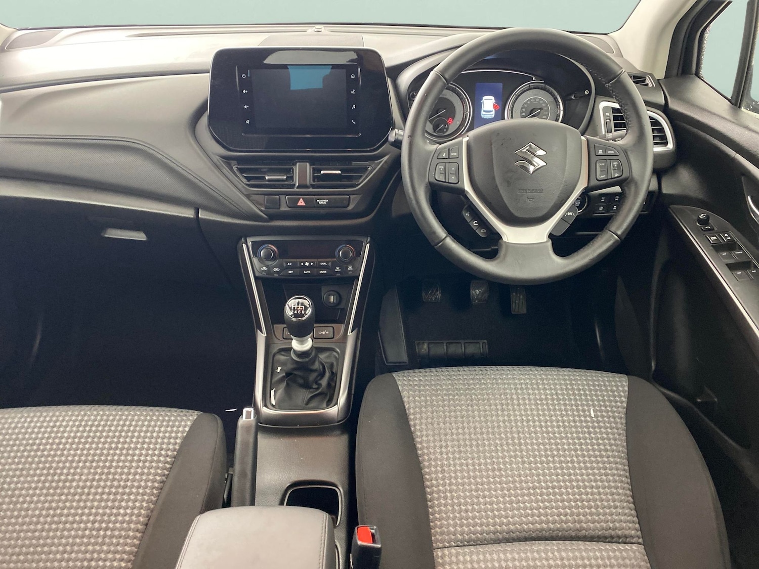 Used Suzuki SX4 S-Cross 2023 for sale - 77378940: Photo 4