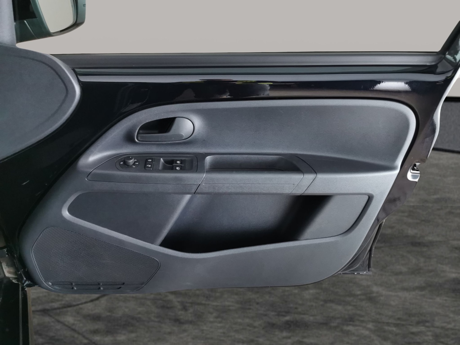 Used Volkswagen up! 2022 for sale - 78173352: Photo 23