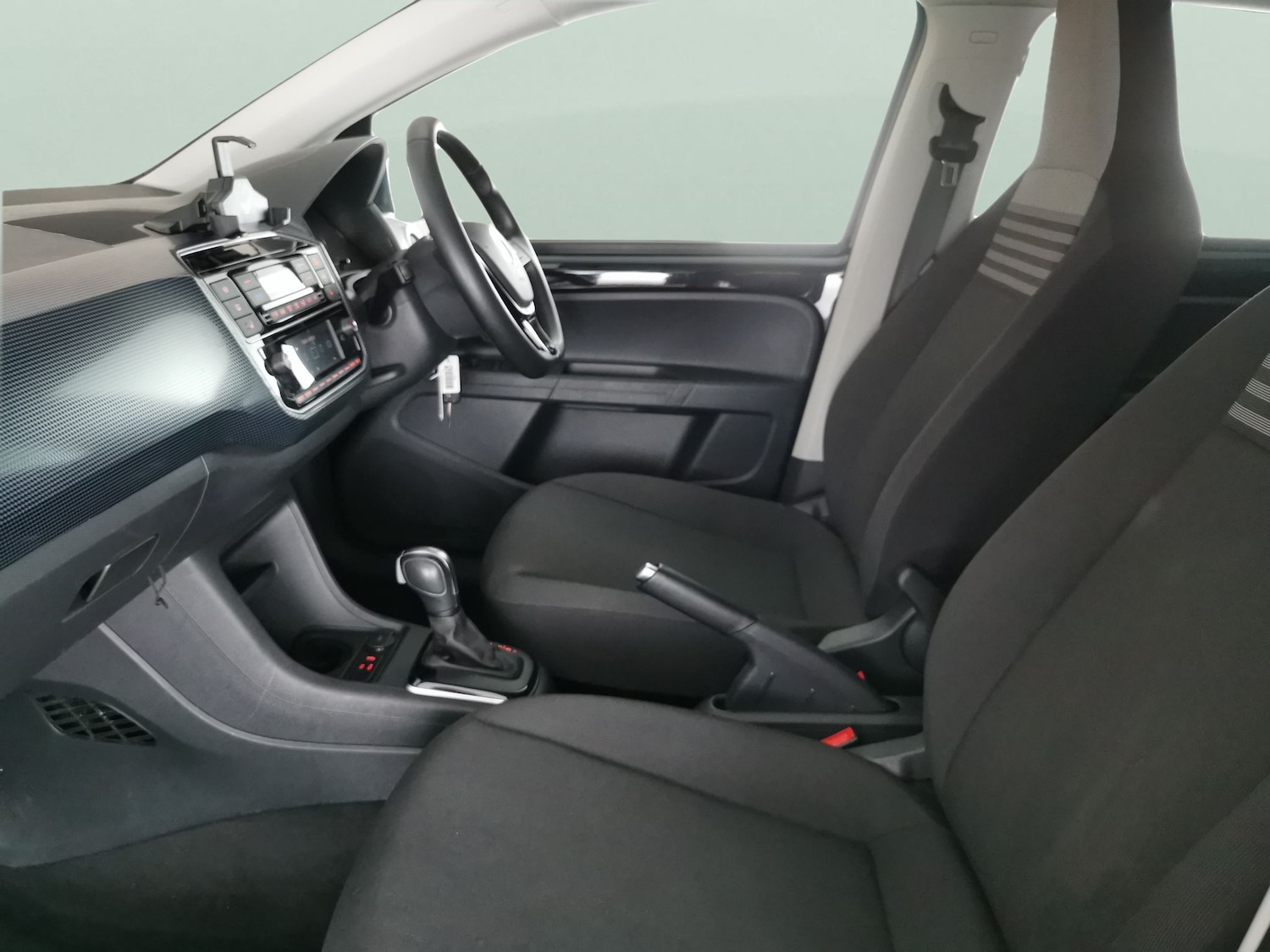 Used Volkswagen up! 2022 for sale - 78173352: Photo 4