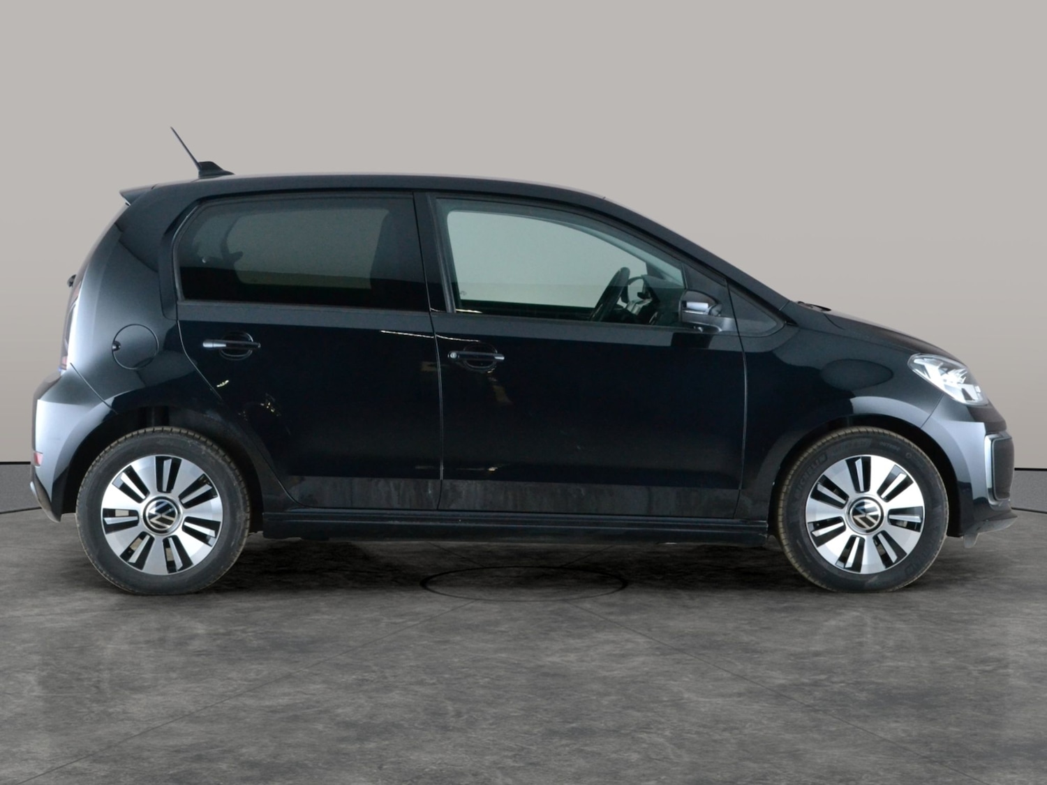 Used Volkswagen up! 2022 for sale - 78173352: Photo 8