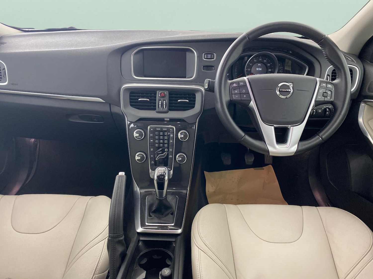 Used Volvo V40 2019 for sale - 77274543: Photo 4