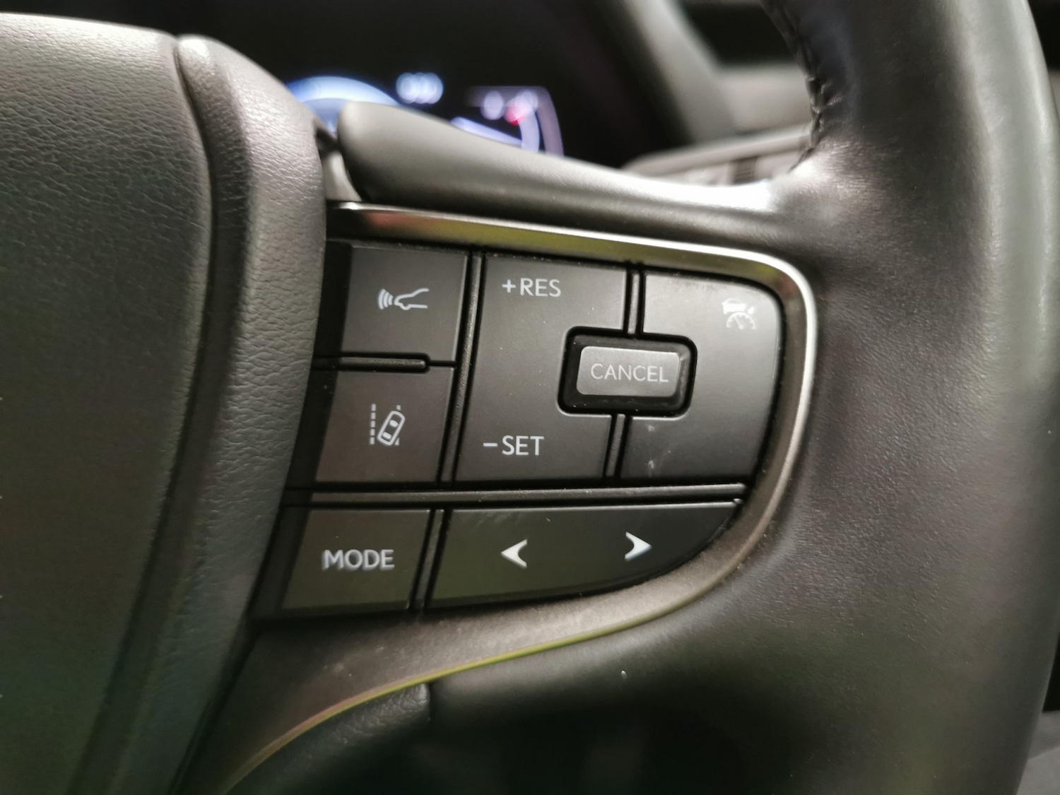 Used Lexus UX for sale - 77311146: Photo 19