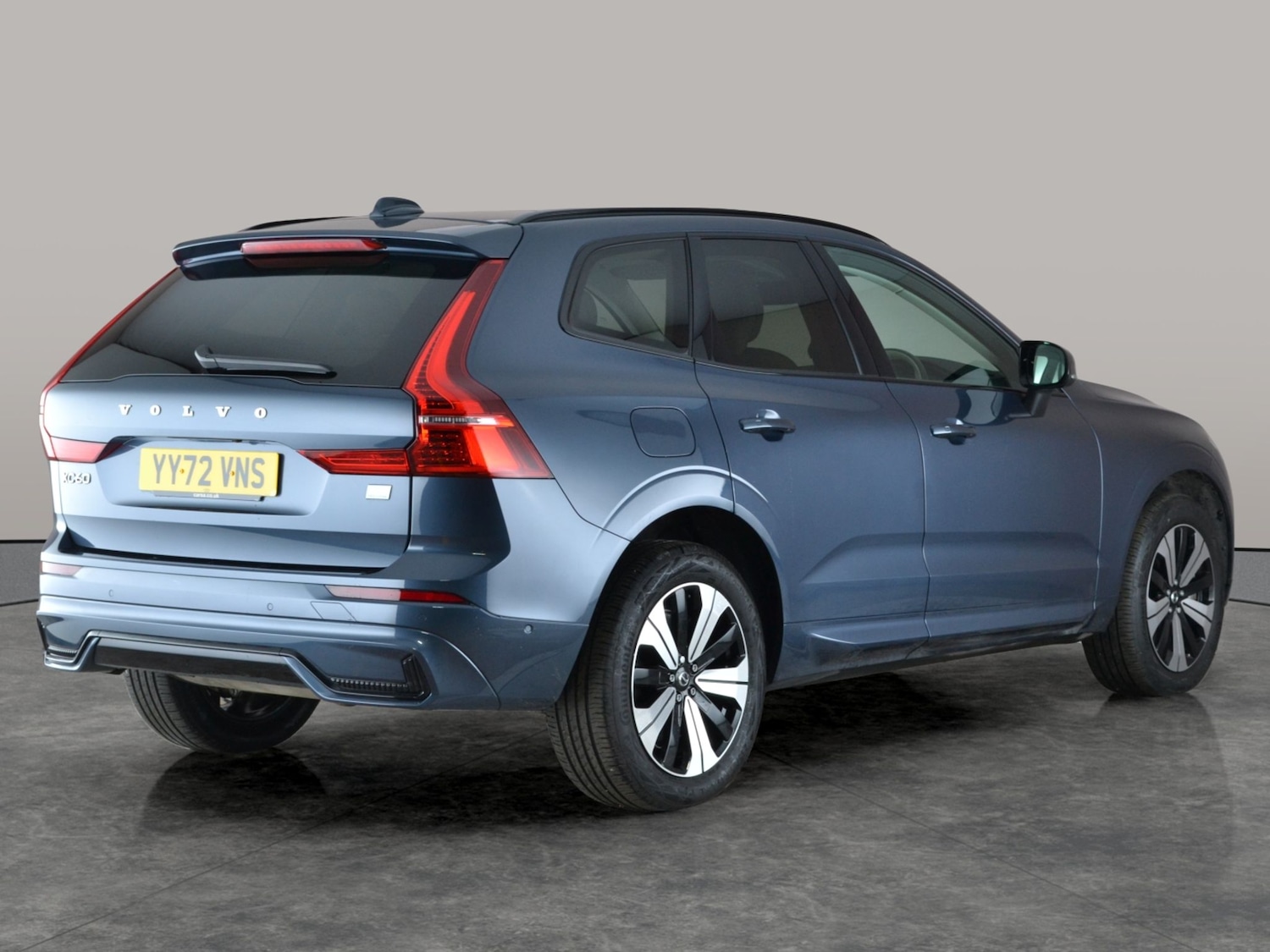 Used Volvo XC60 2023 for sale - 77392486: Photo 11