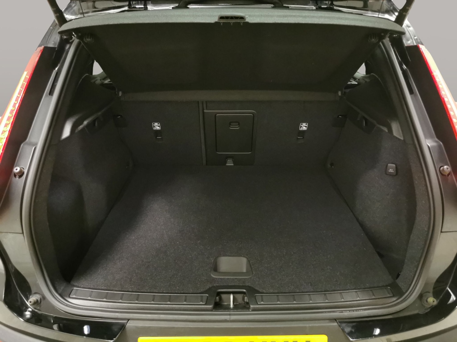Used Volvo XC40 2022 for sale - 76141266: Photo 45