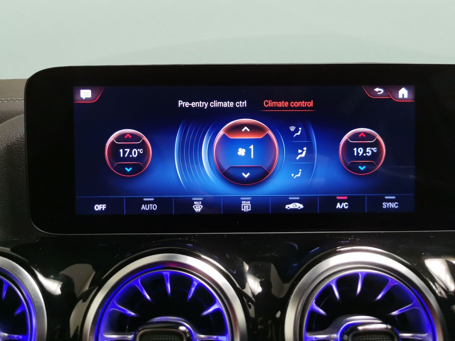 Used Mercedes-Benz GLA 2021 for sale - 76426150: Photo 19