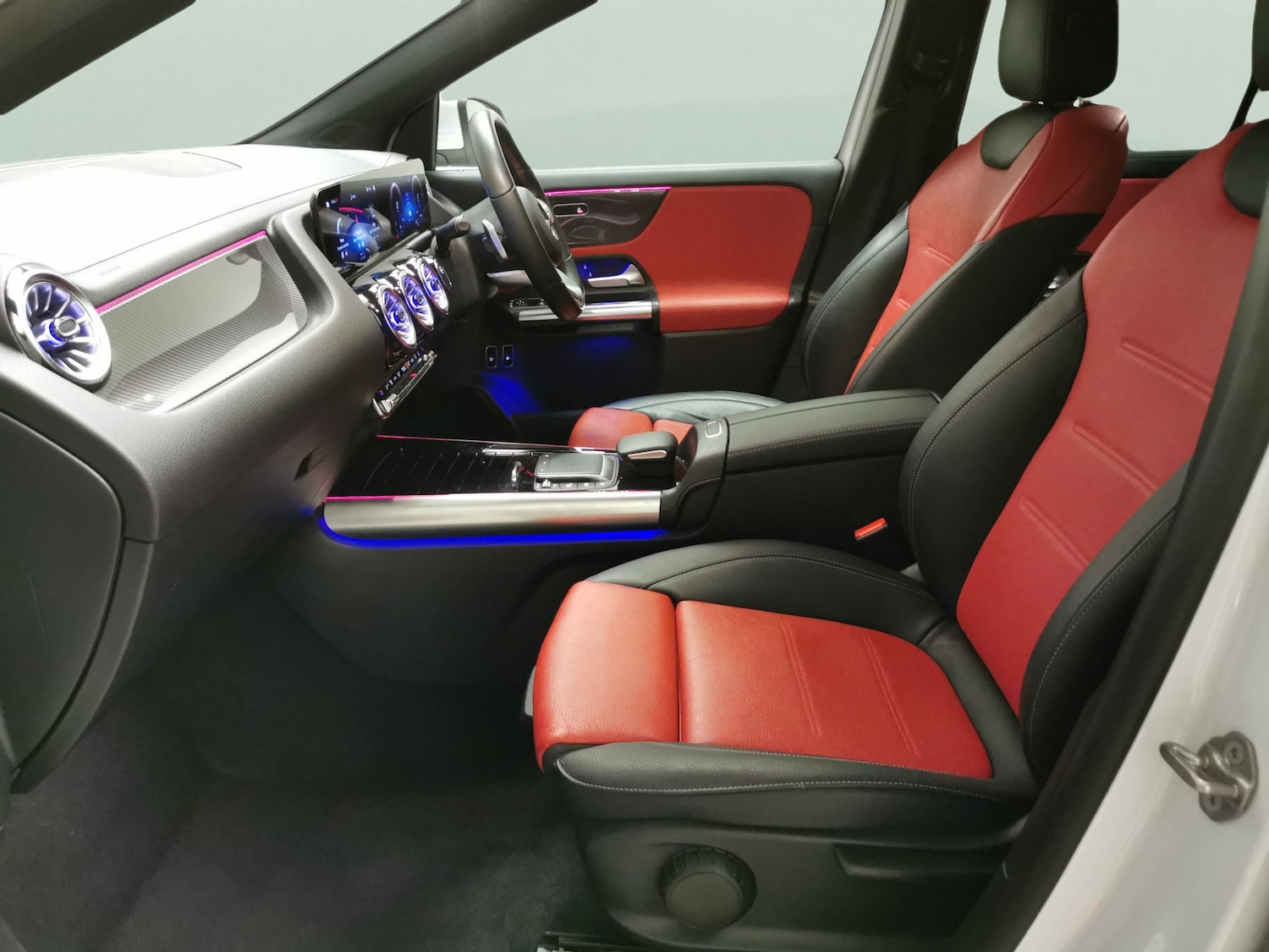 Used Mercedes-Benz GLA 2021 for sale - 76426150: Photo 4