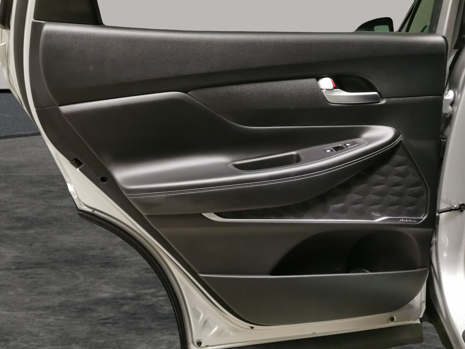 Used Hyundai Santa Fe 2023 for sale - 77746497: Photo 30