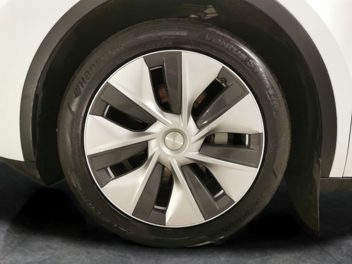 Used Tesla Model Y 2023 for sale - 77802896: Photo 23