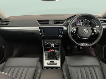 Used Skoda Superb 2020 for sale - 76593895: Photo