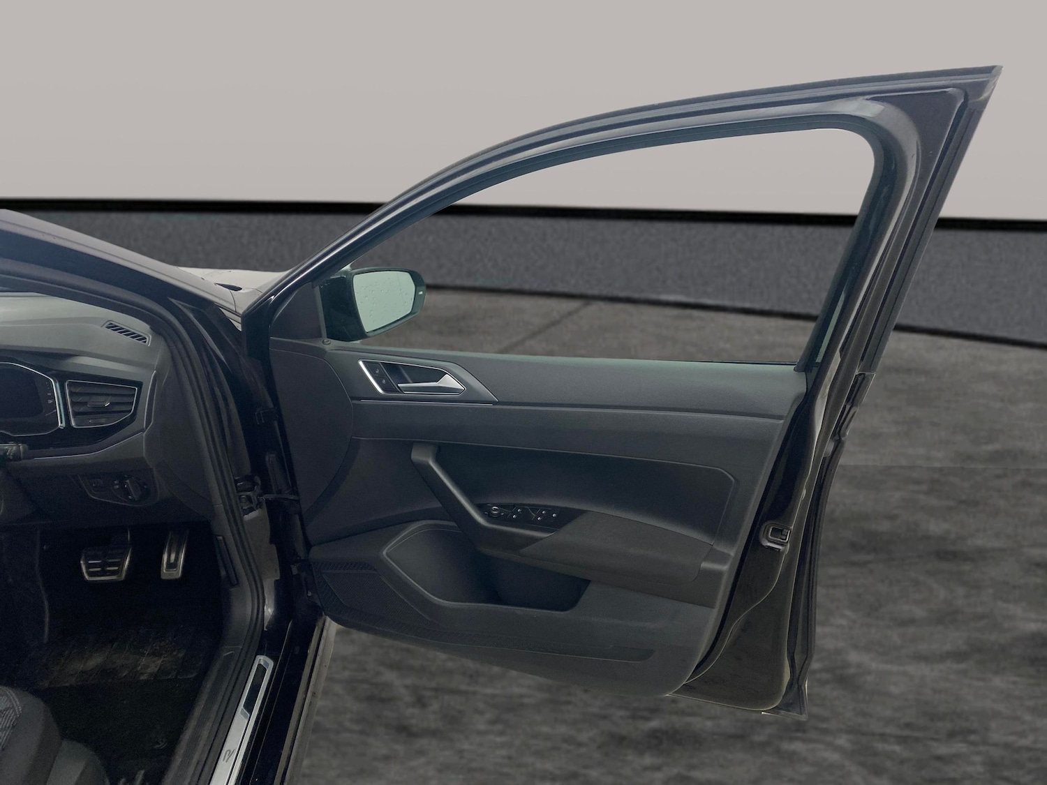 Used Volkswagen Polo 2022 for sale - 77639884: Photo 24