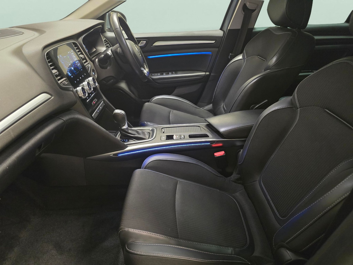 Used Renault Megane 2021 for sale - 76704078: Photo 4